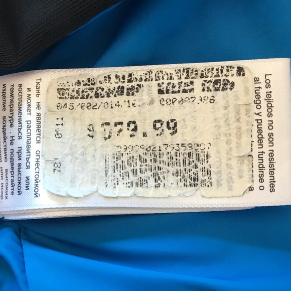 Mountain Hardwear size medium down puffer winter jacket - Picture 16 of 16